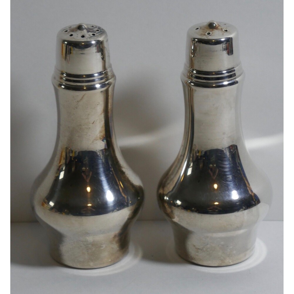 WM Rogers & Son Silver Plated Salt and Pepper Shakers Set #2064
